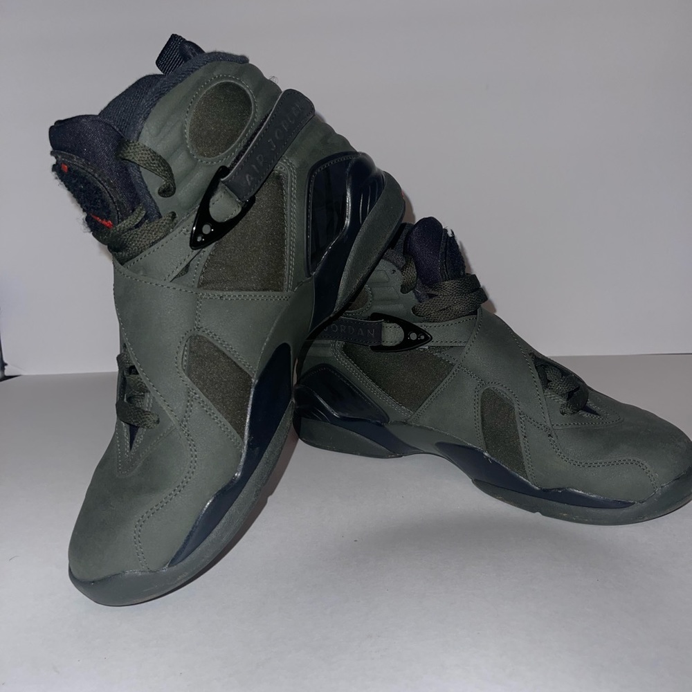 Mens Air Jordan 8- Take Flight (Authentic)